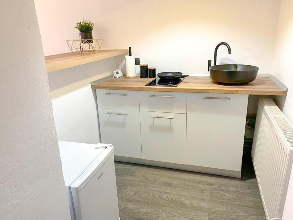 Signature Residence Medias Bagian luar foto